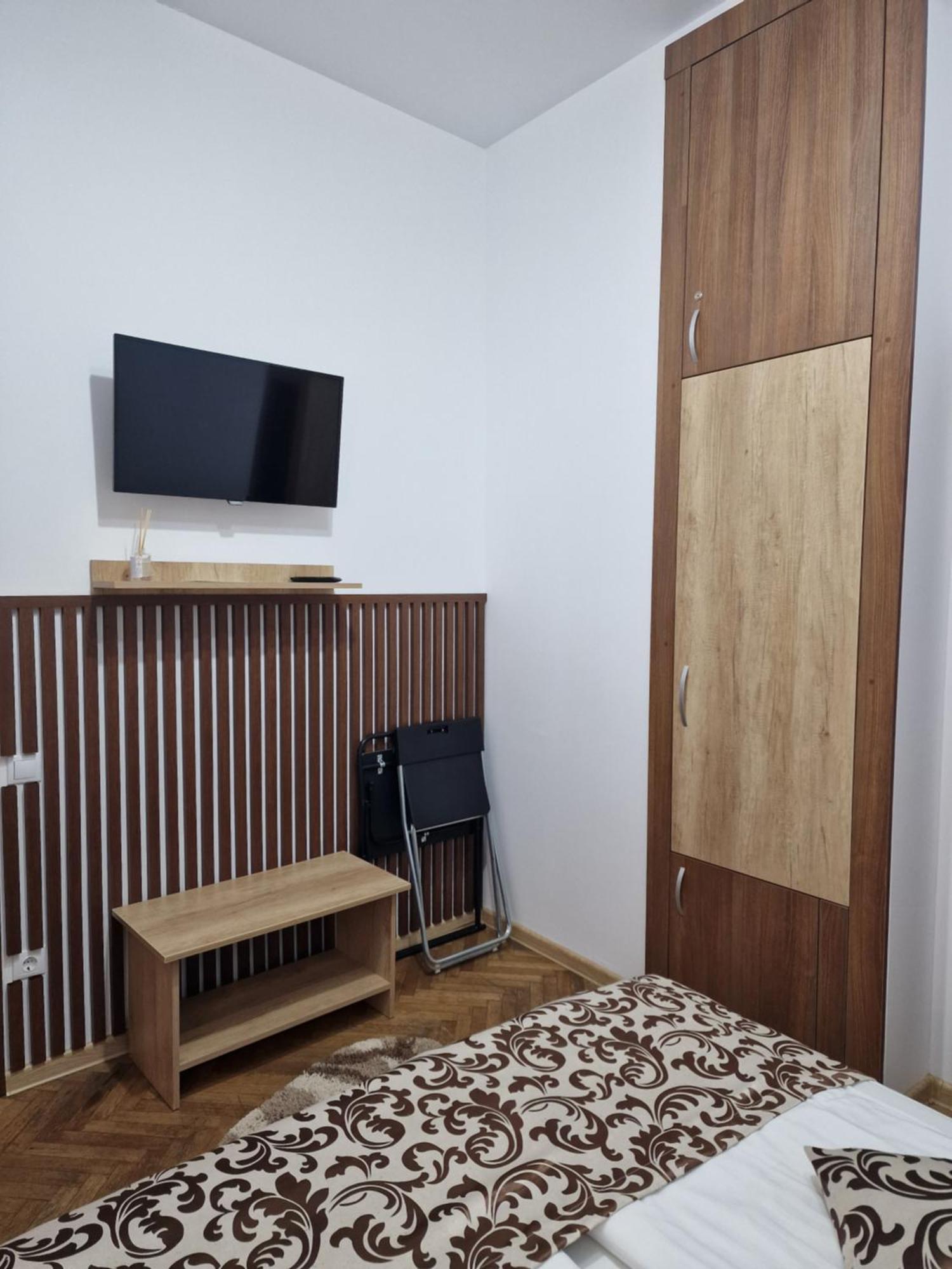 Apartament Lucretia - Centrul Sibiului Екстер'єр фото